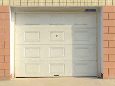 石家庄翻板车库门的门板也别有洞天