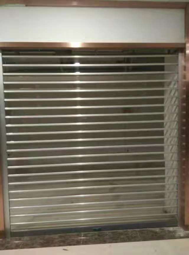 石家庄水晶卷帘门前景可观